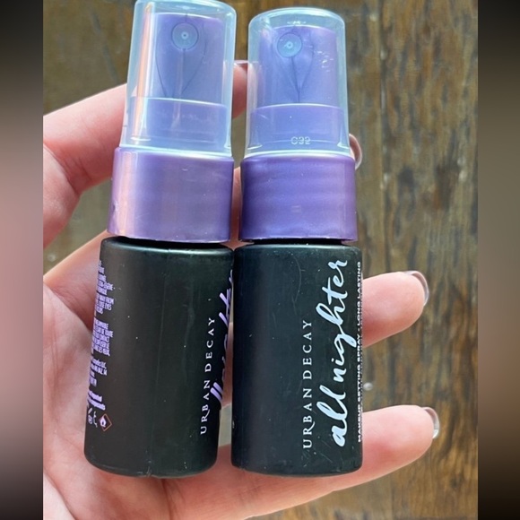 2x Urban Decay all nighter setting spray 0,5fl oz/ 15ml - Picture 3 of 3